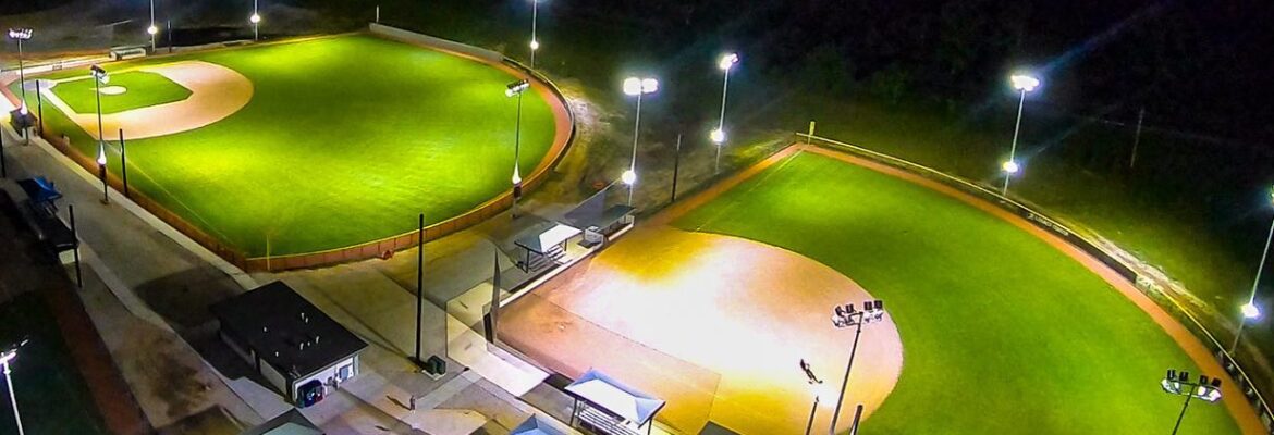 outdoor-baseball